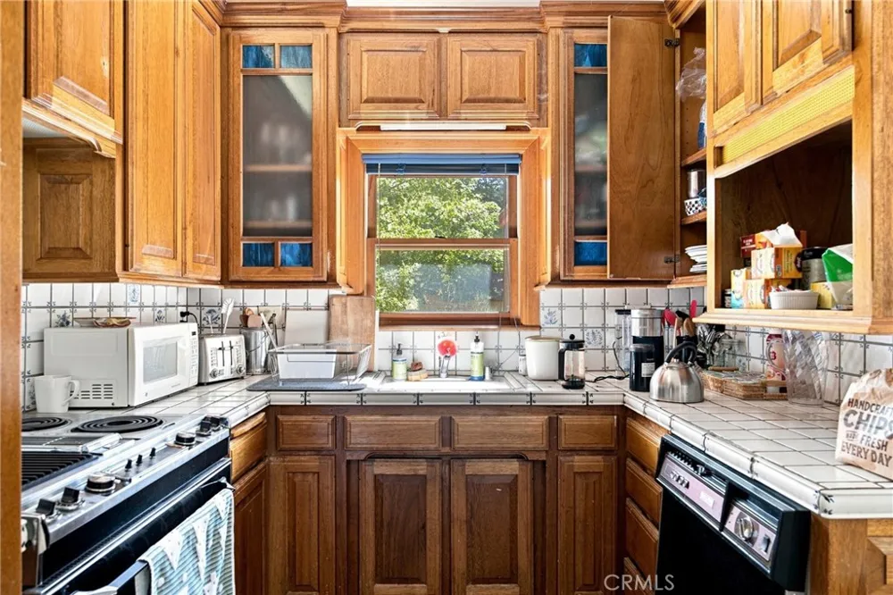 1361 Esplanade Chico, CA 95926