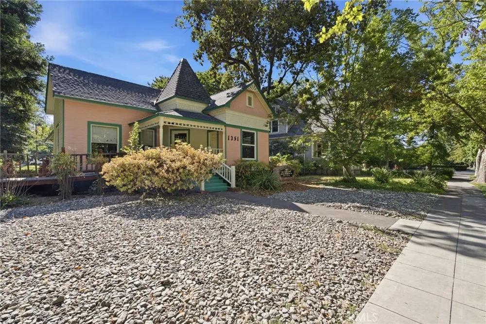 1361 Esplanade Chico, CA 95926