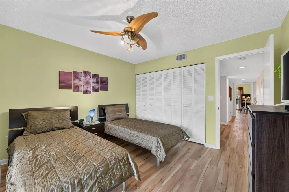 1648 CORAL AVENUE North Lauderdale, FL 33068