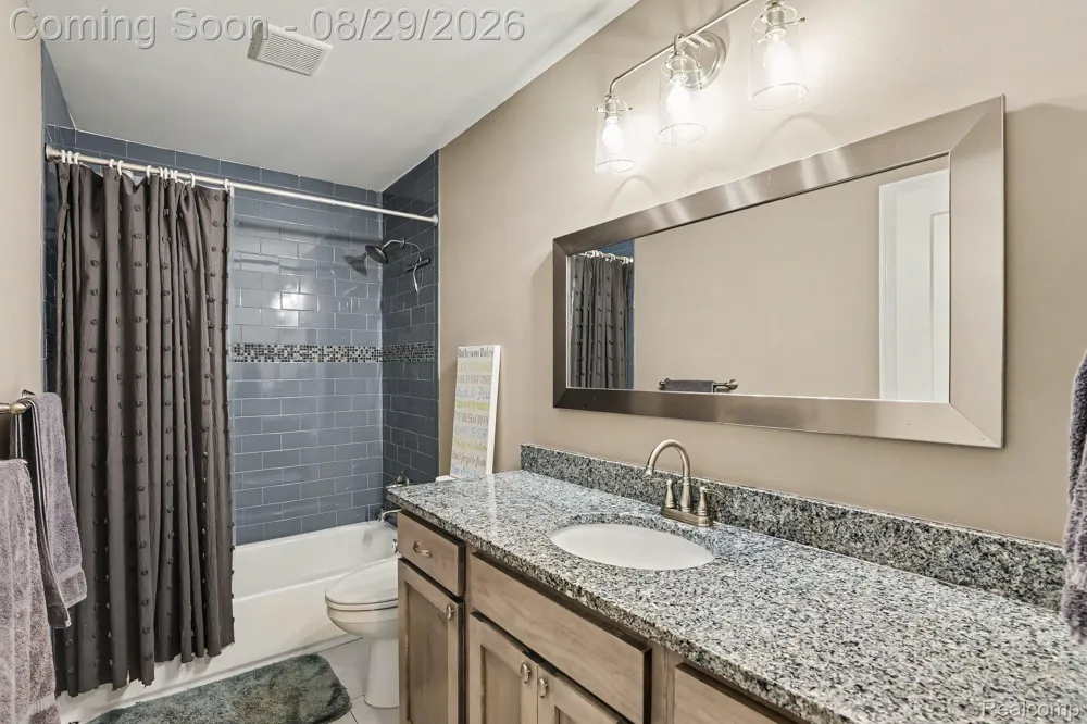 3085 Harrison Avenue Rochester Hills City, MI 48307