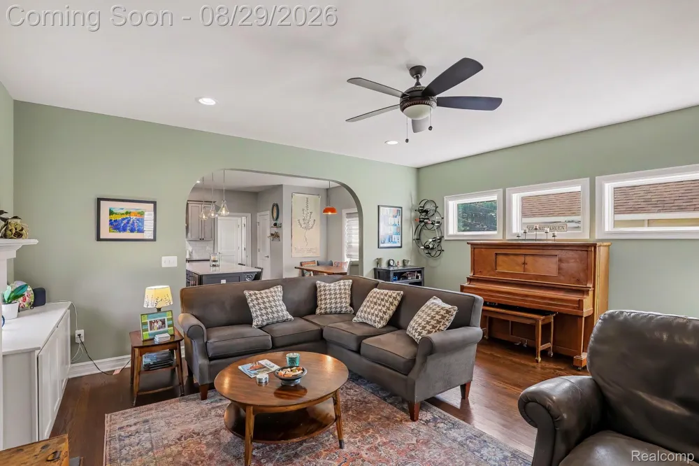 3085 Harrison Avenue Rochester Hills City, MI 48307