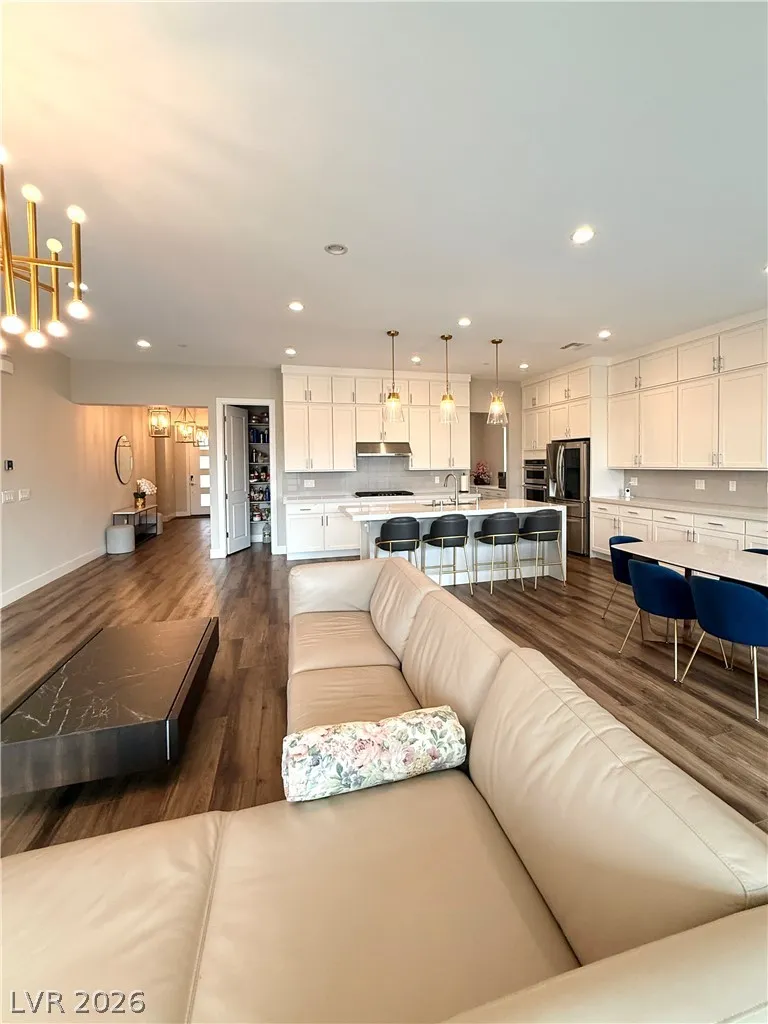 2527 Strathmill Avenue Henderson, NV 89044