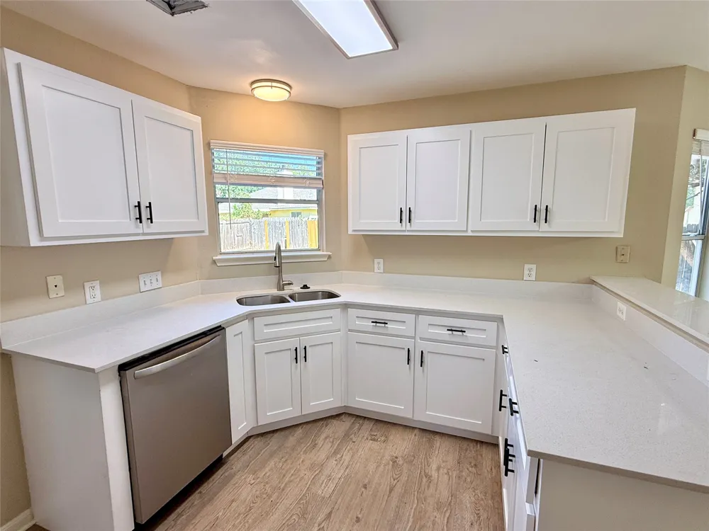 170 Riley Cove Kyle, TX 78640
