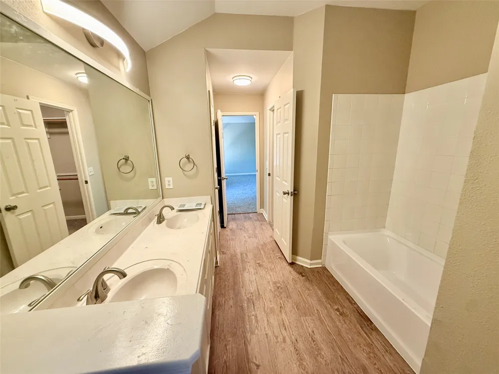 170 Riley Cove Kyle, TX 78640