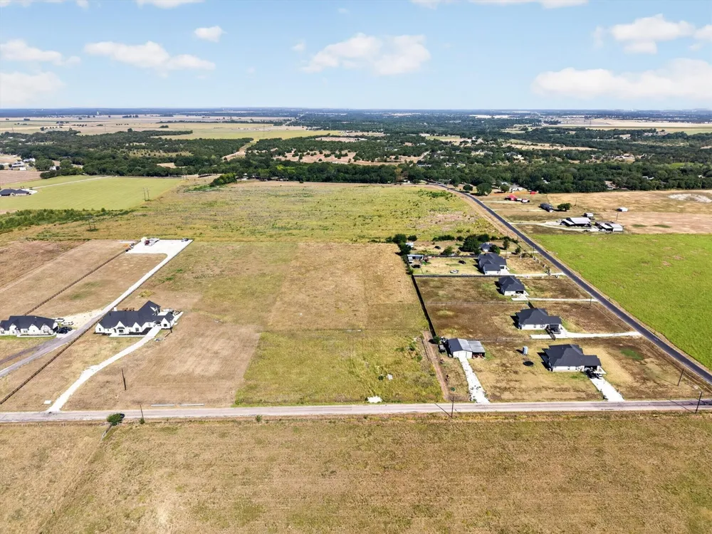 Almand Road Palmer, TX 75152