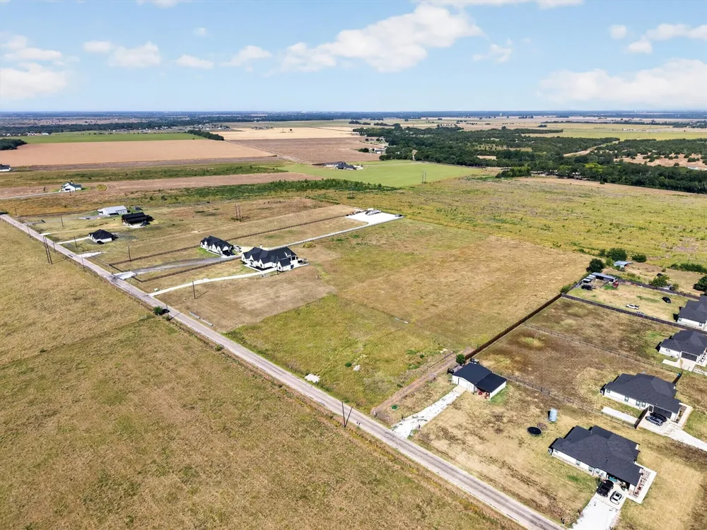 Almand Road Palmer, TX 75152