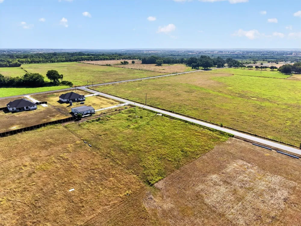 Almand Road Palmer, TX 75152