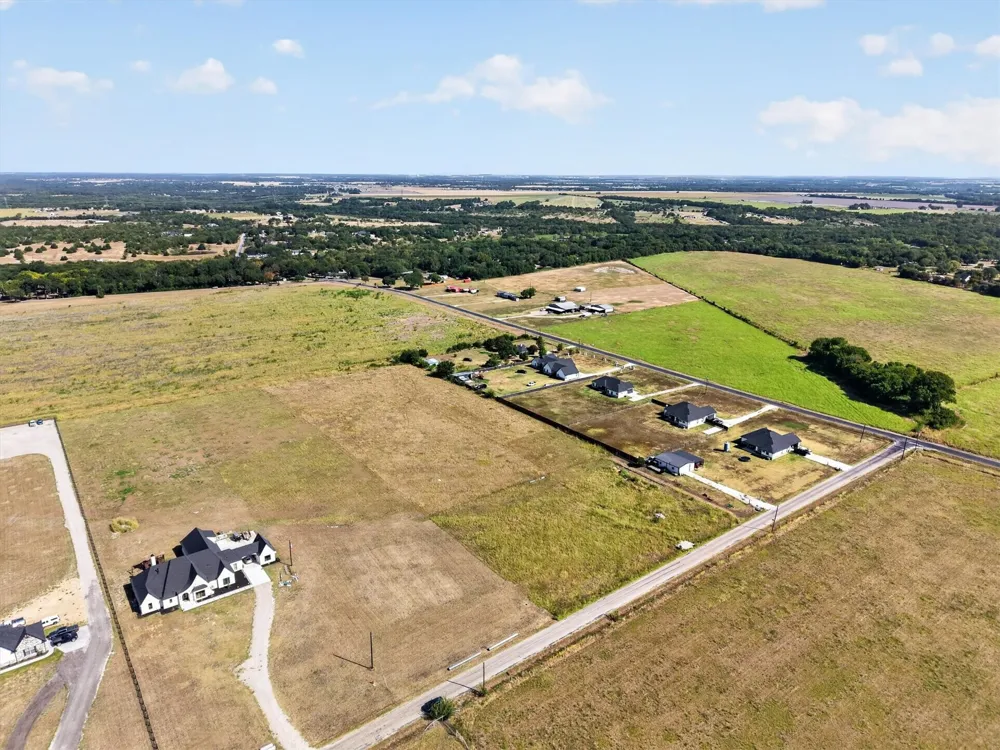 Almand Road Palmer, TX 75152