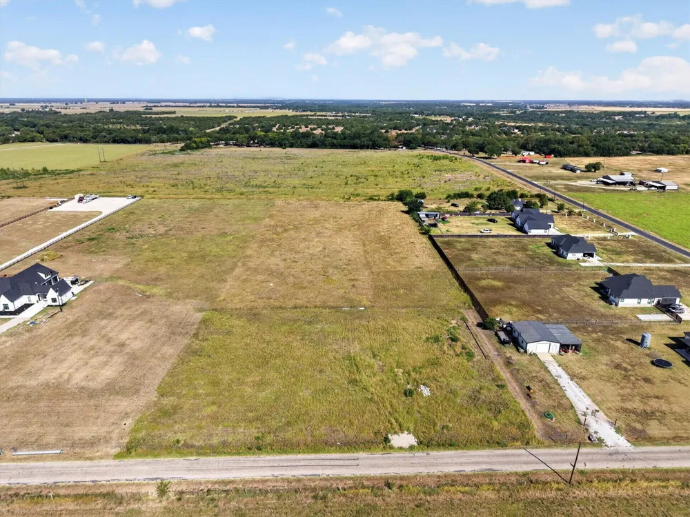 Almand Road Palmer, TX 75152