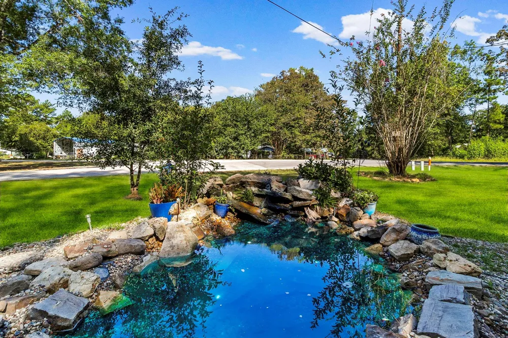 20 Oak Tree Drive Point Blank, TX 77364