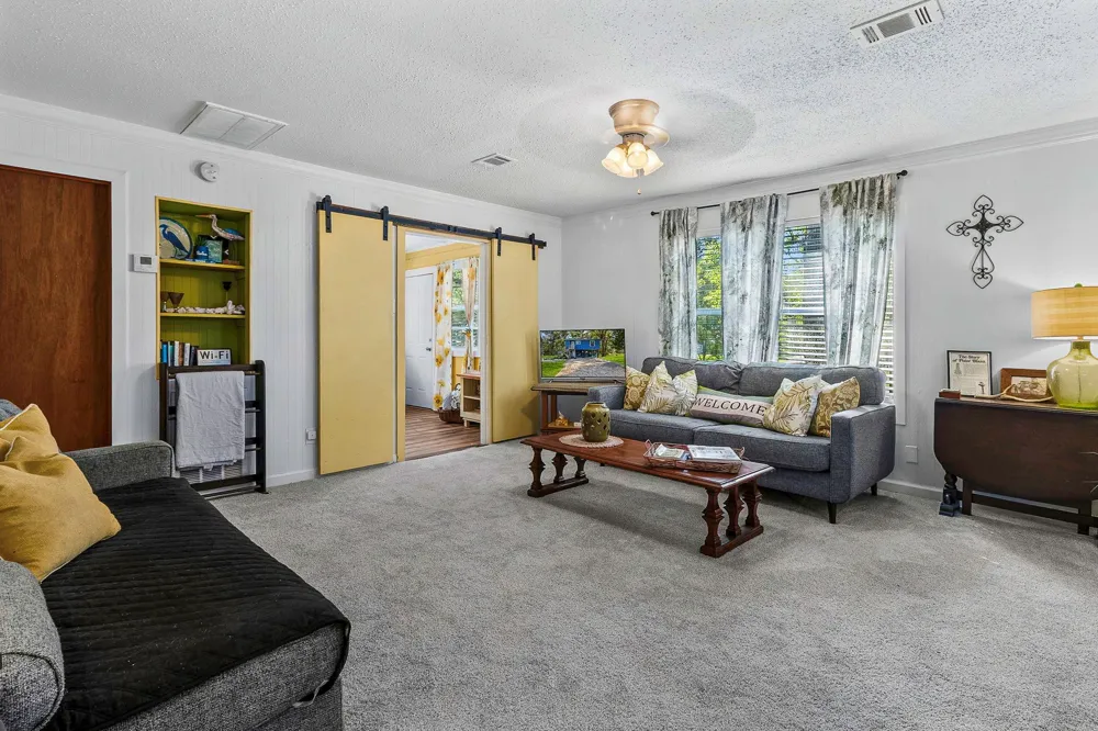 20 Oak Tree Drive Point Blank, TX 77364