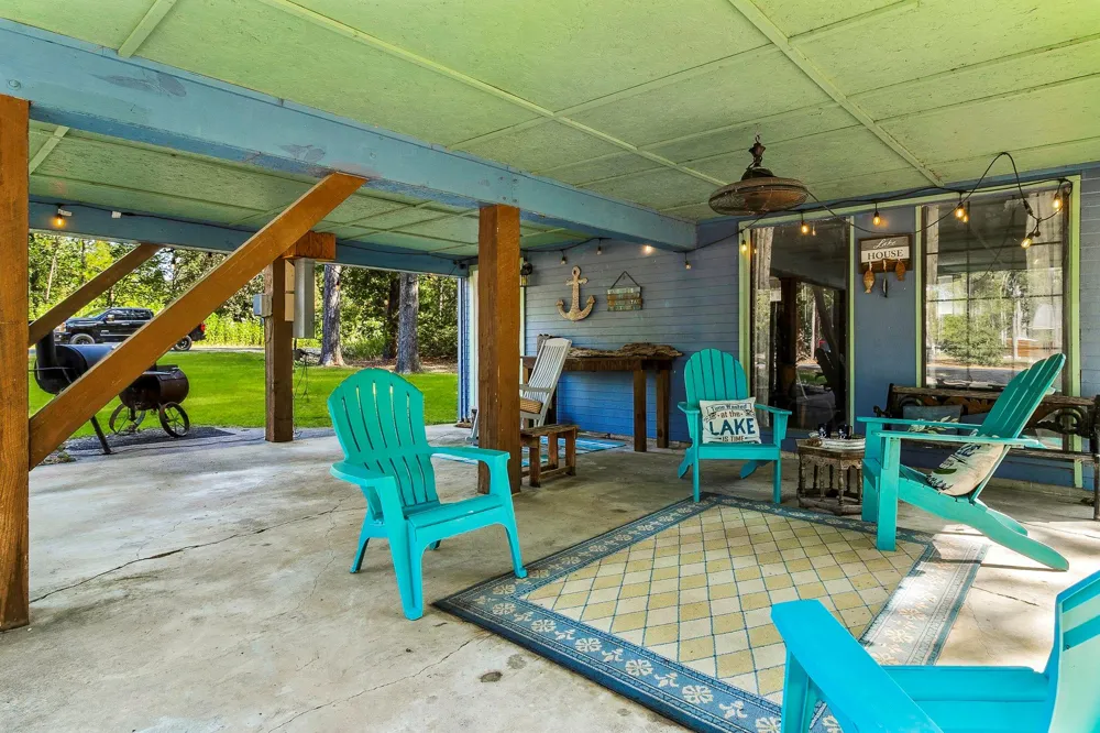 20 Oak Tree Drive Point Blank, TX 77364