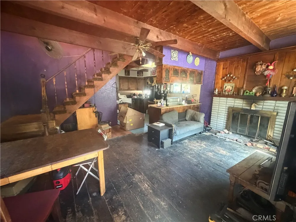 22052 Crest Forest Cedarpines Park, CA 92322