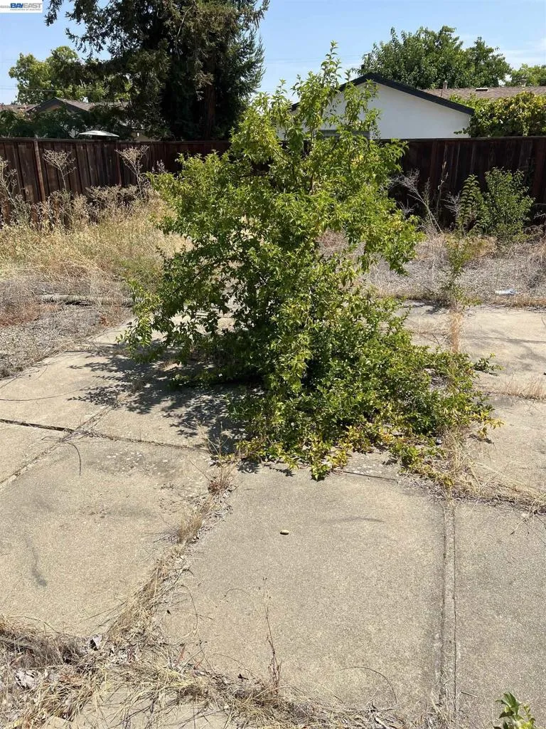 1176 Dublin Ave Livermore, CA 94550