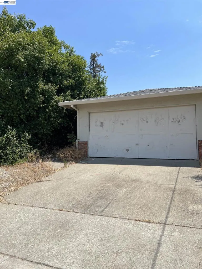 1176 Dublin Ave Livermore, CA 94550