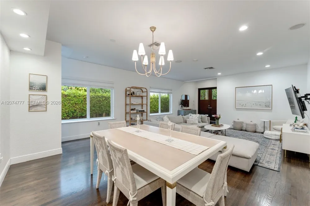 3068 Shipping Avenue Coconut Grove, FL 33133
