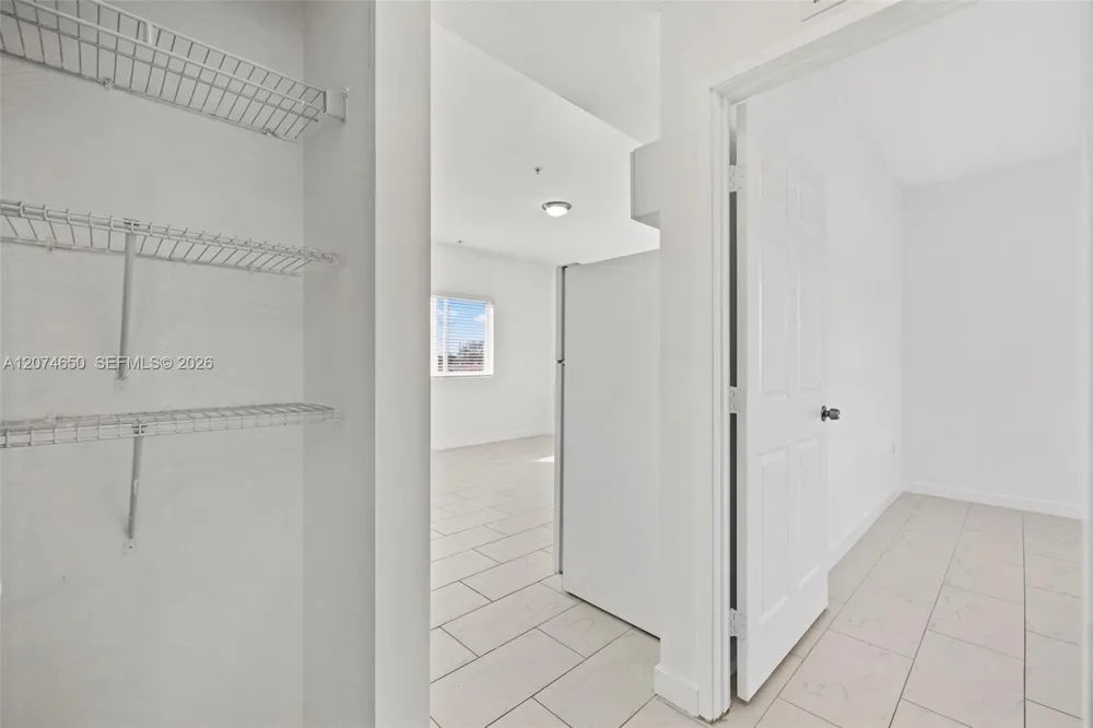 405 E 7th St #203 Hialeah, FL 33010