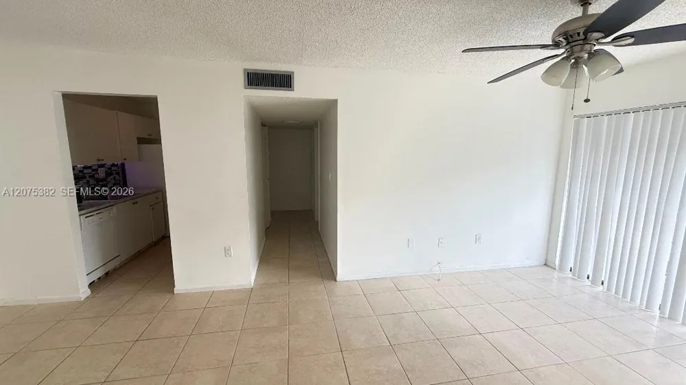 7411 SW 152nd Ave #6-207 Miami, FL 33193