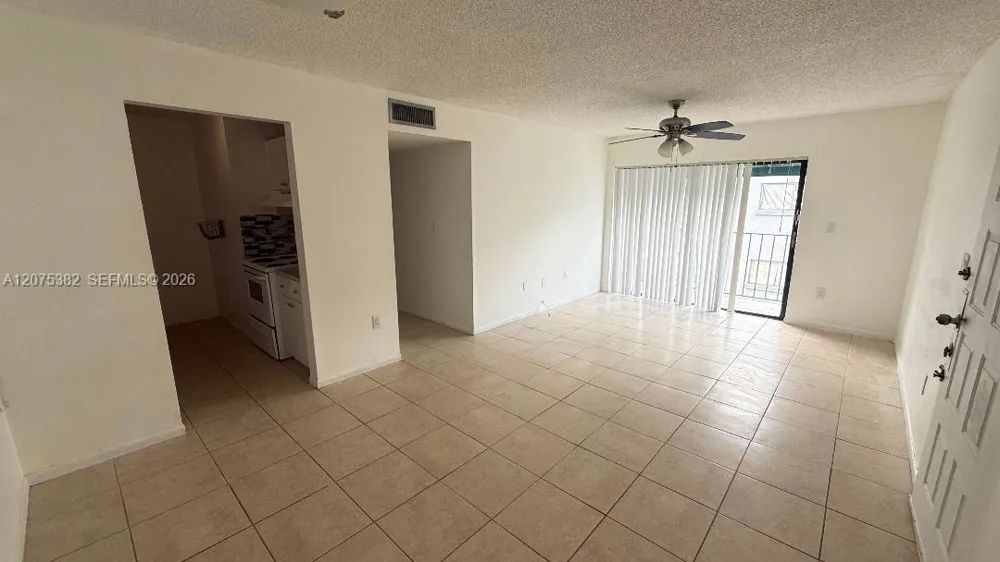 7411 SW 152nd Ave #6-207 Miami, FL 33193