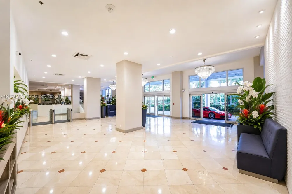 100 Lincoln Rd #631 Miami Beach, FL 33139