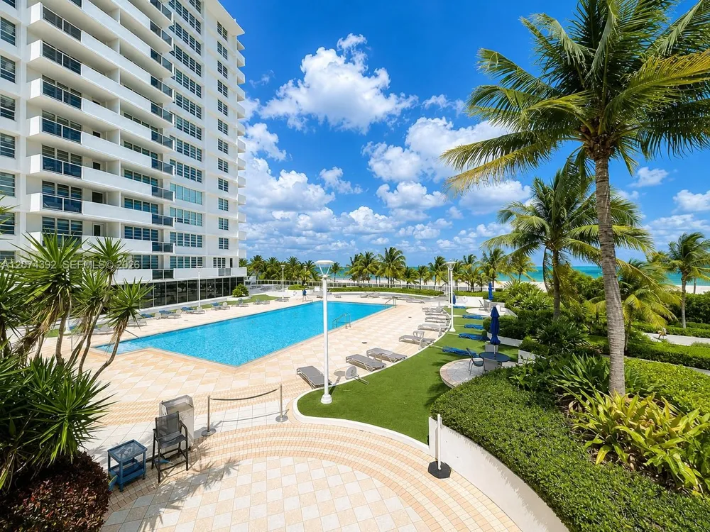 100 Lincoln Rd #631 Miami Beach, FL 33139