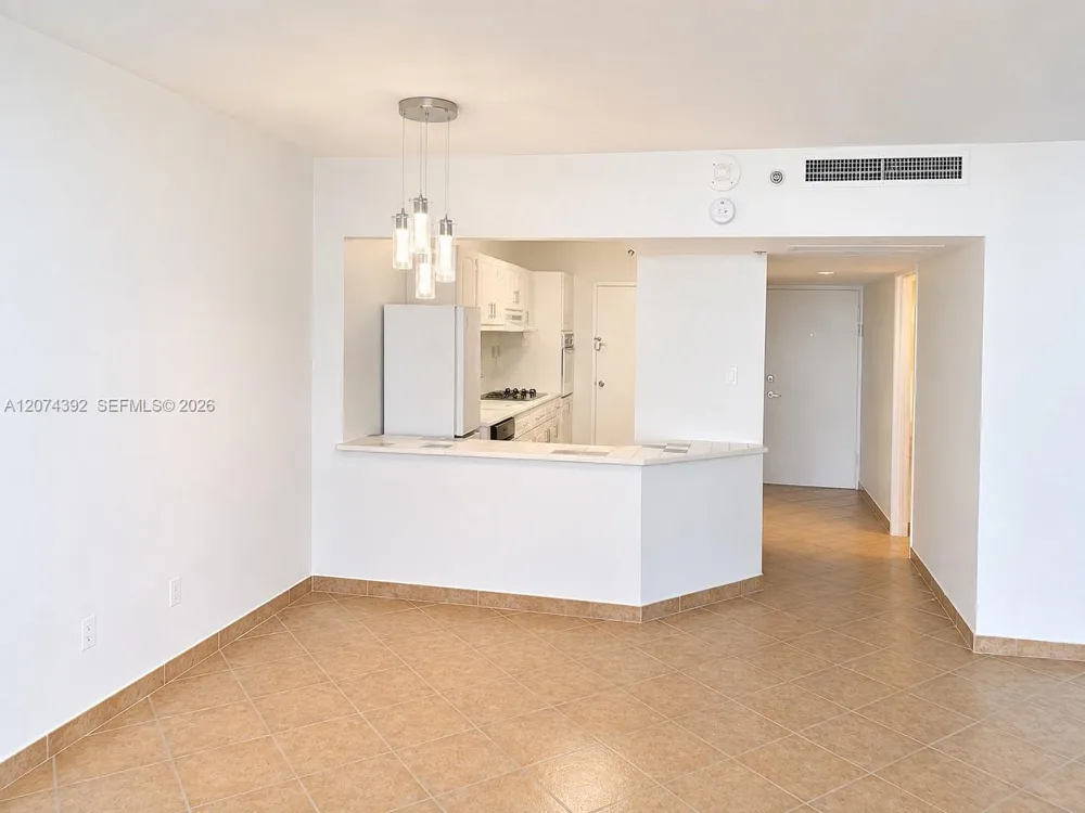 100 Lincoln Rd #631 Miami Beach, FL 33139