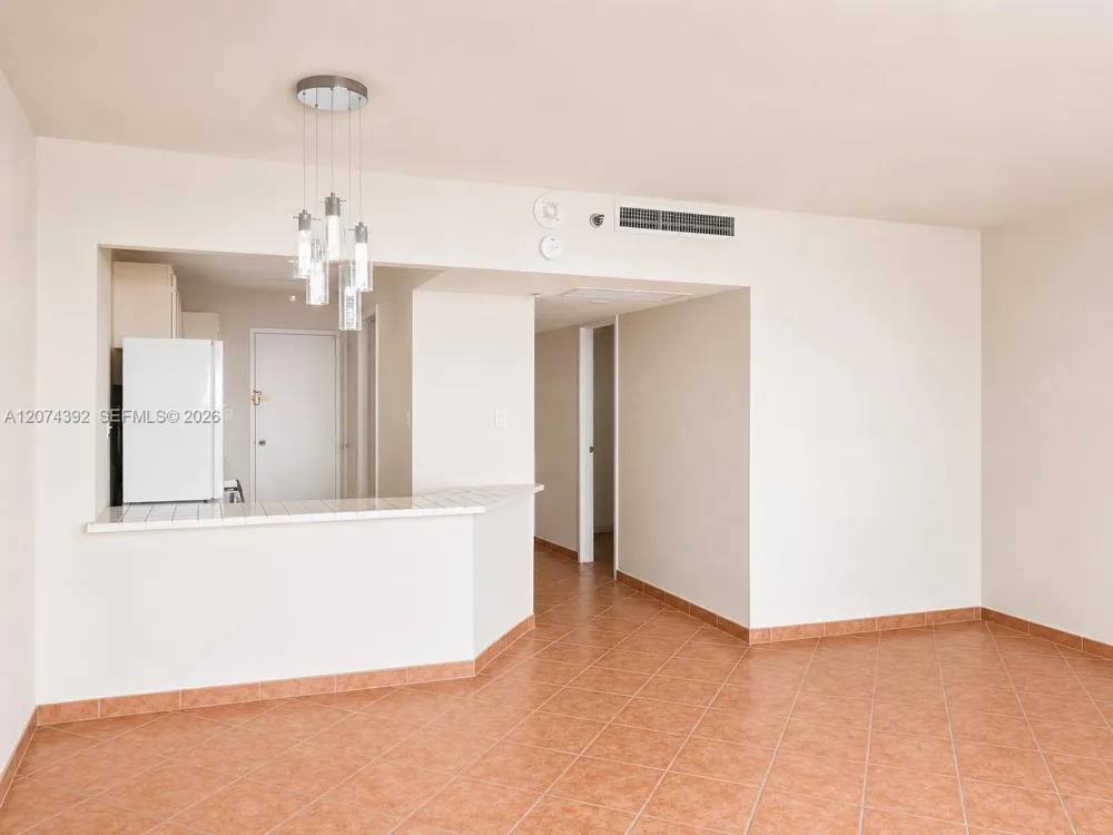 100 Lincoln Rd #631 Miami Beach, FL 33139