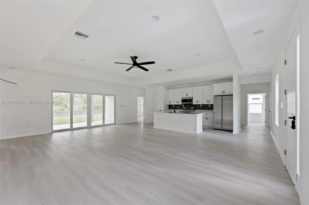 746 HARRIET AVE Palm Bay, FL 32908