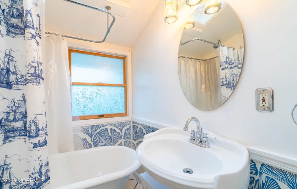 1305 4th Avenue Asbury Park, NJ 07712
