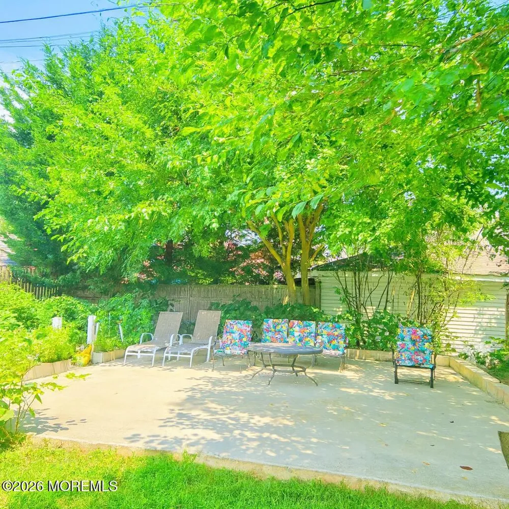1305 4th Avenue Asbury Park, NJ 07712