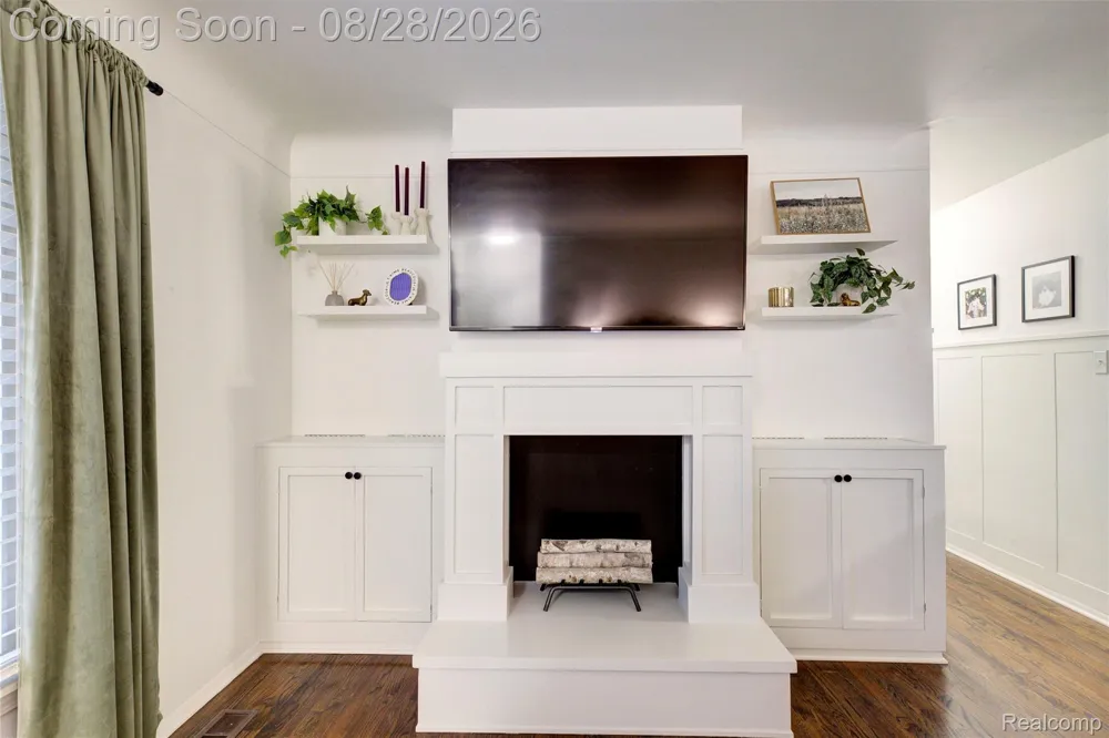 31139 Roycroft Street Livonia City, MI 48154