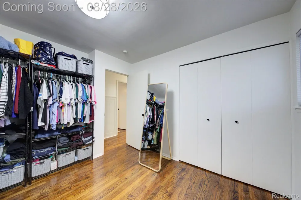31139 Roycroft Street Livonia City, MI 48154
