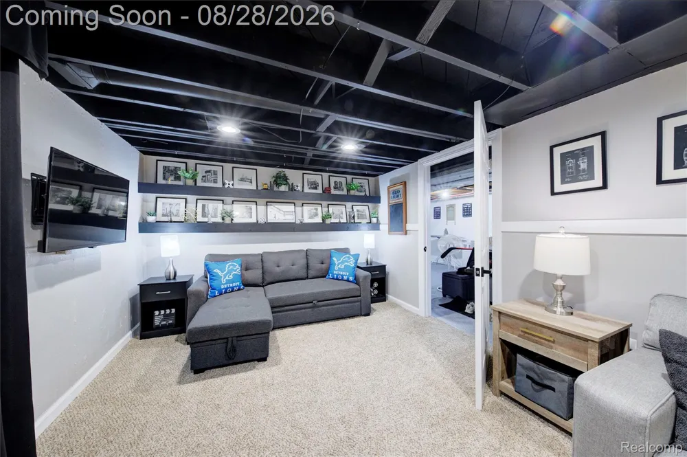 31139 Roycroft Street Livonia City, MI 48154