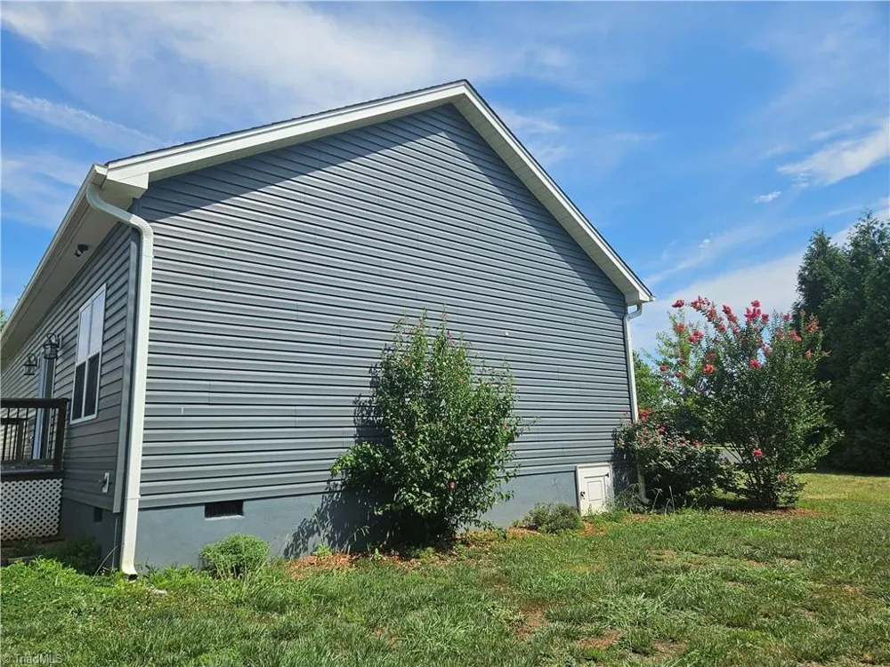 180 Oakshire Court Mocksville, NC 27028