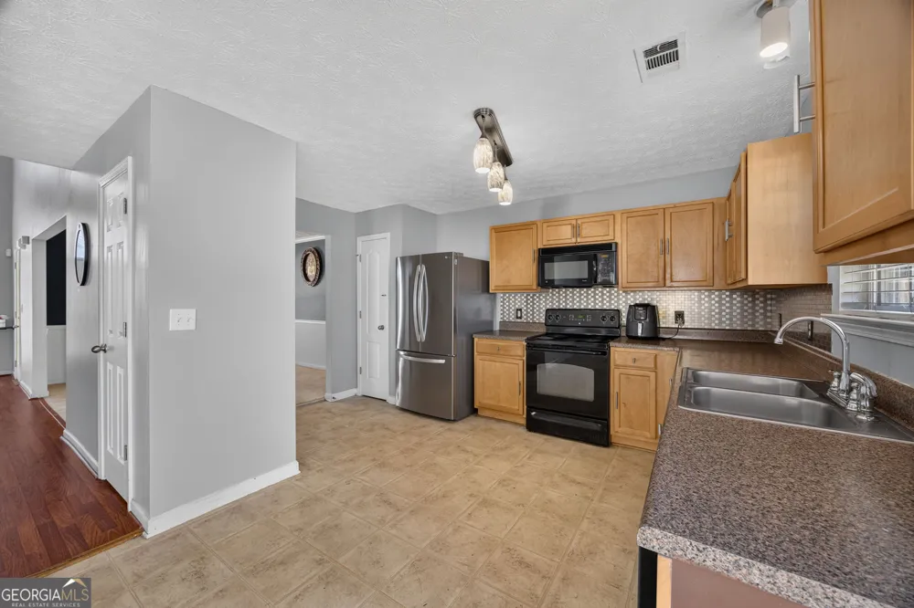 362 Summit View DR McDonough, GA 30253