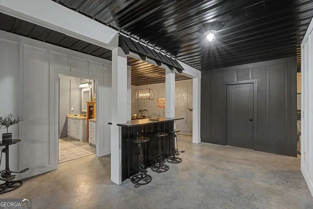 250 Crowe Springs RD NW Cartersville, GA 30121