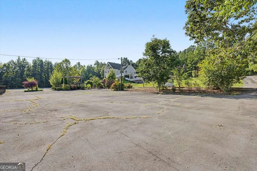 250 Crowe Springs RD NW Cartersville, GA 30121