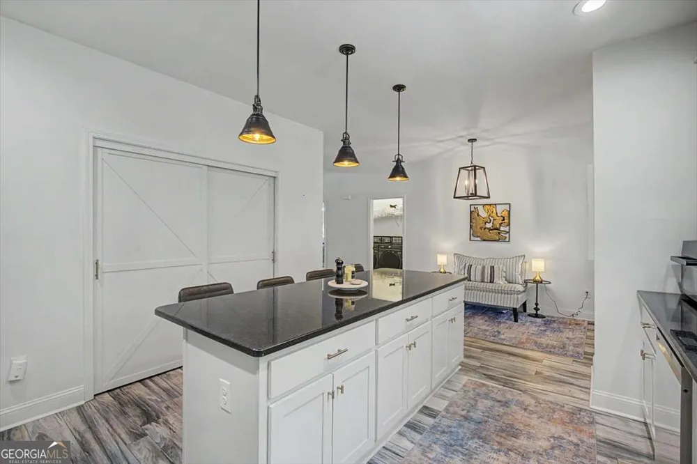 250 Crowe Springs RD NW Cartersville, GA 30121