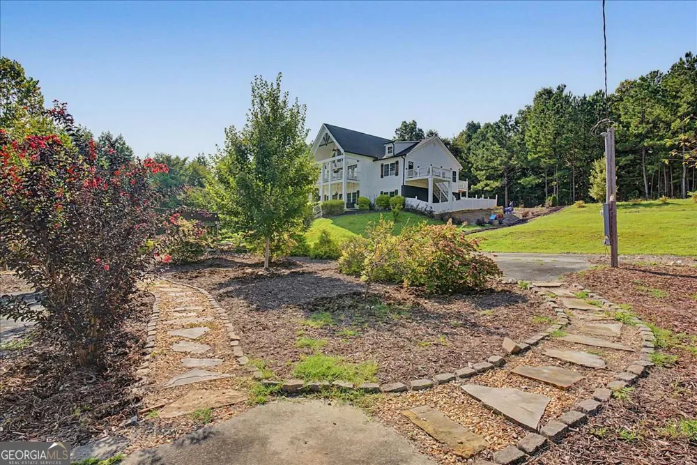 250 Crowe Springs RD NW Cartersville, GA 30121