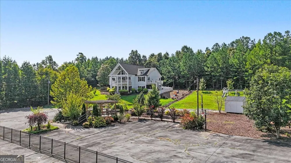 250 Crowe Springs RD NW Cartersville, GA 30121