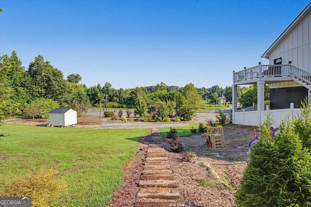 250 Crowe Springs RD NW Cartersville, GA 30121