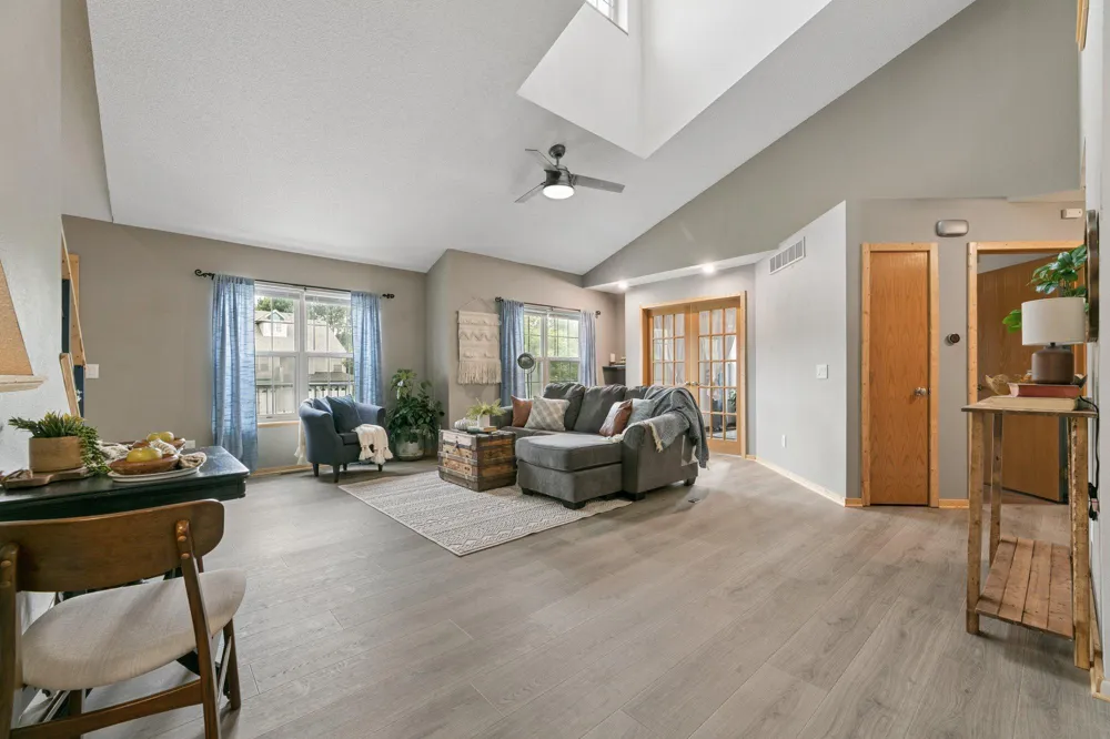 108 Morningside Drive NE Hutchinson, MN 55350