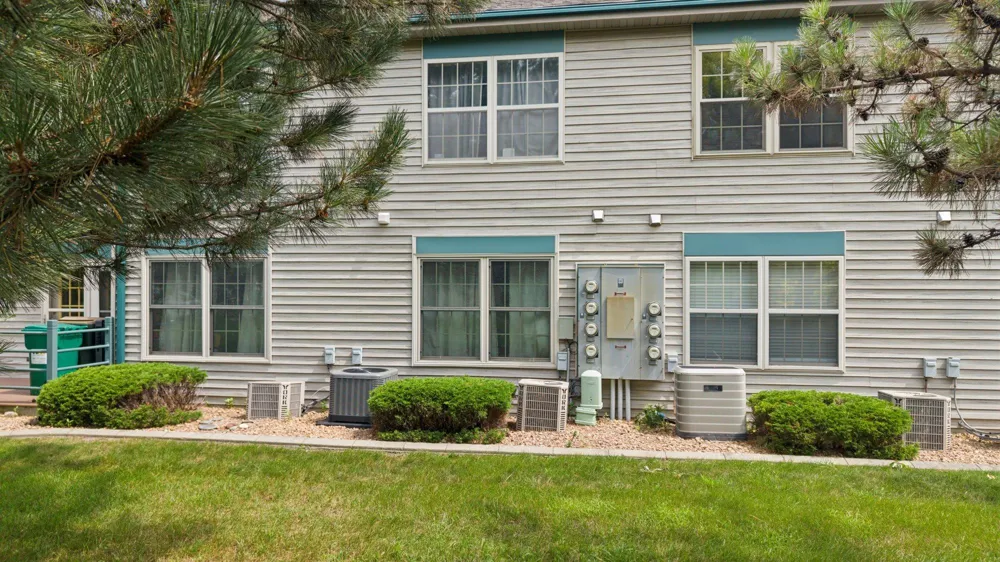 108 Morningside Drive NE Hutchinson, MN 55350