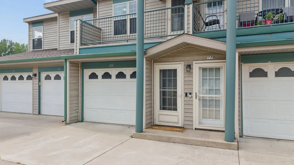 108 Morningside Drive NE Hutchinson, MN 55350