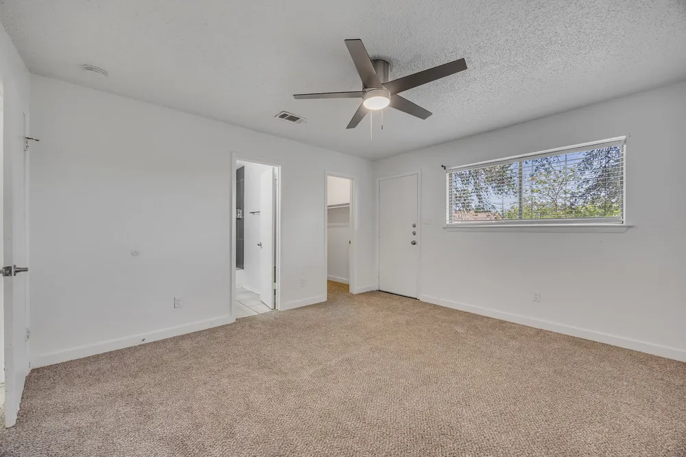 1008 Milford Way #B Austin, TX 78745