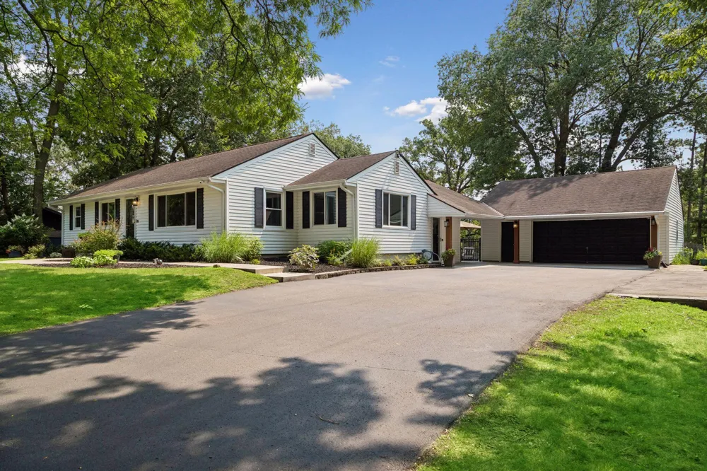 17901 Covington Road Minnetonka, MN 55345