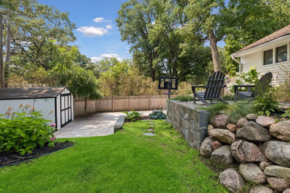 17901 Covington Road Minnetonka, MN 55345