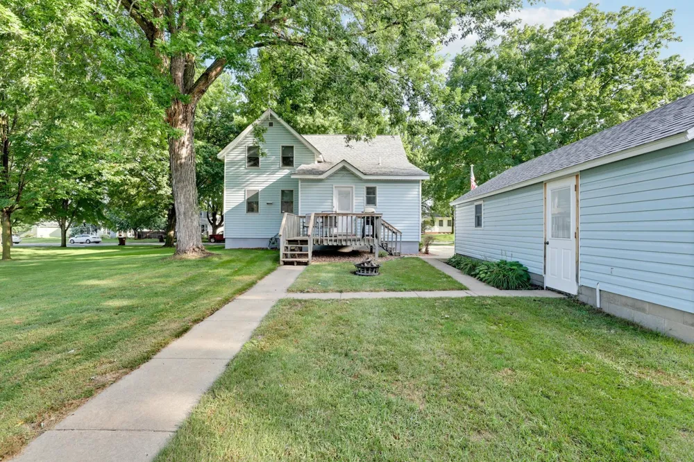 110 2nd Street SW New Prague, MN 56071