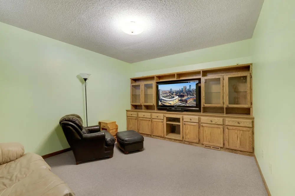 110 2nd Street SW New Prague, MN 56071