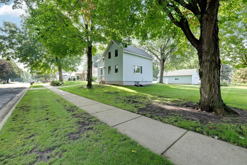 110 2nd Street SW New Prague, MN 56071